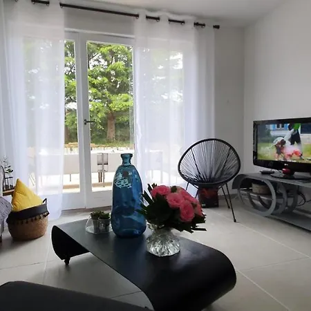 Semesterbostad Claire *